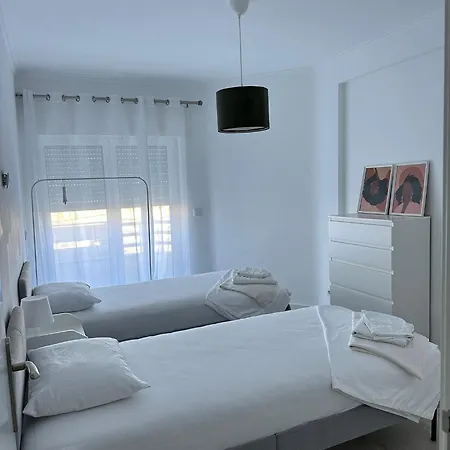 Cezaltina Lima Group Apartmán Agualva-Cacem
